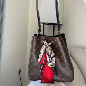 Louis Vuitton NÉONOÉ MM